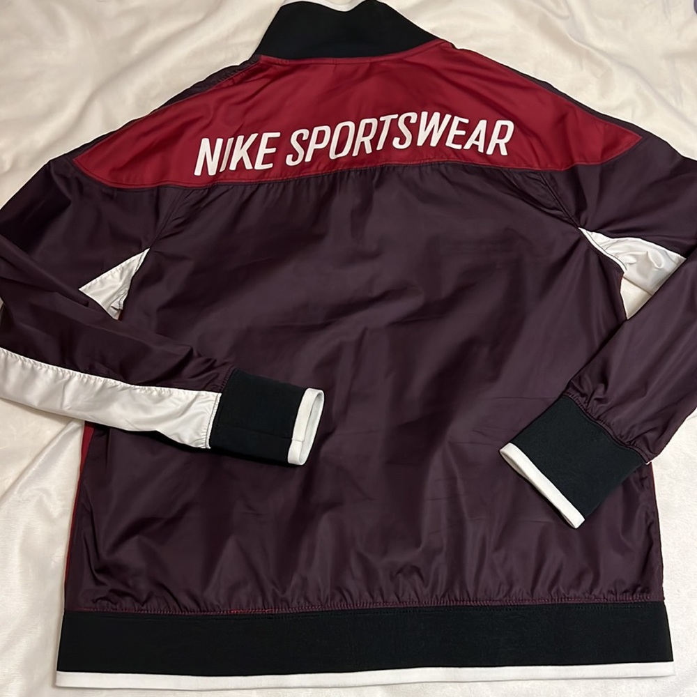 Nike Womens wind breaker - Picture 5 of 5